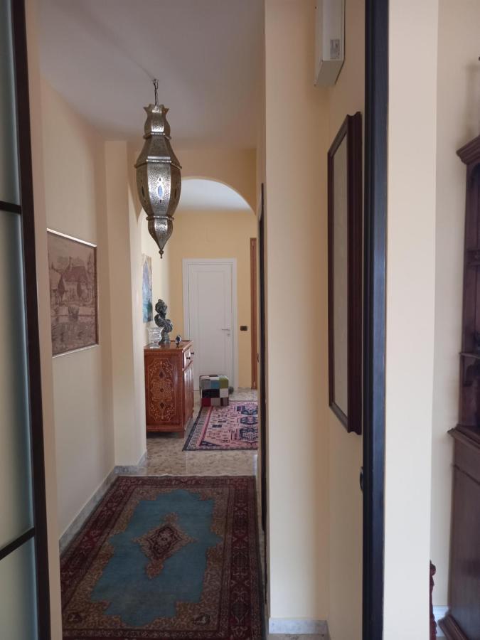 Confortevole باري المظهر الخارجي الصورة